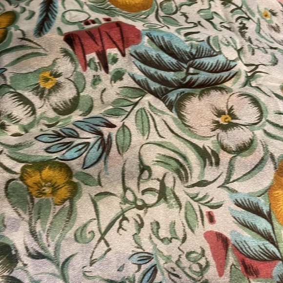 Vintage Floral Scarf - Picture 3 of 3
